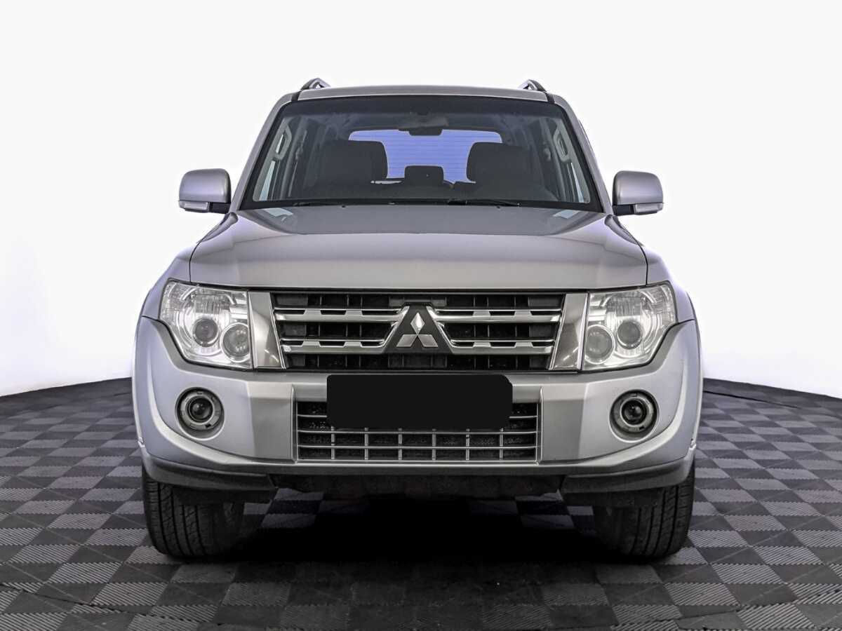 Купить Mitsubishi Pajero с пробегом. Фото: #1