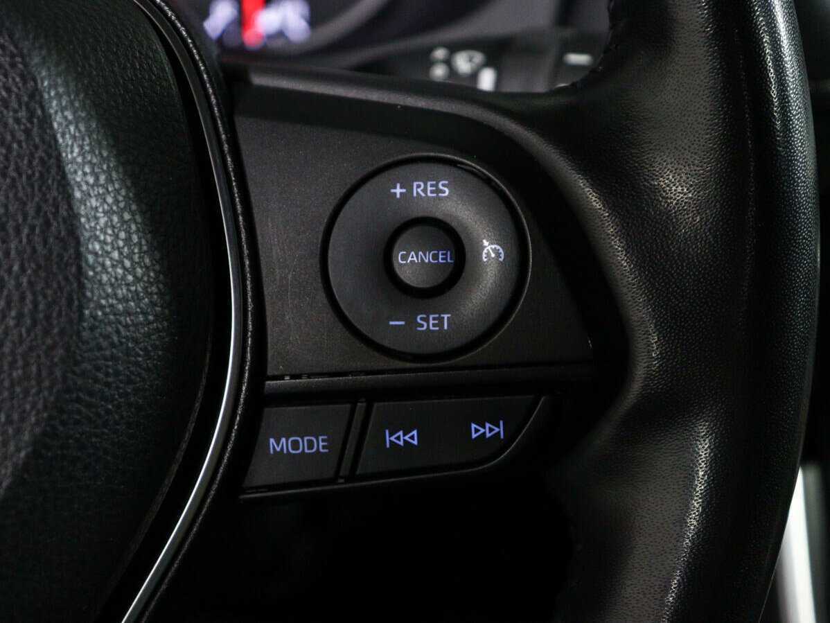 Купить Toyota RAV4 с пробегом. Фото: #19