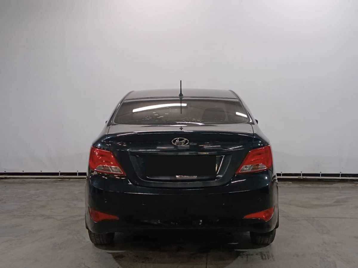 Купить Hyundai Solaris с пробегом. Фото: #5