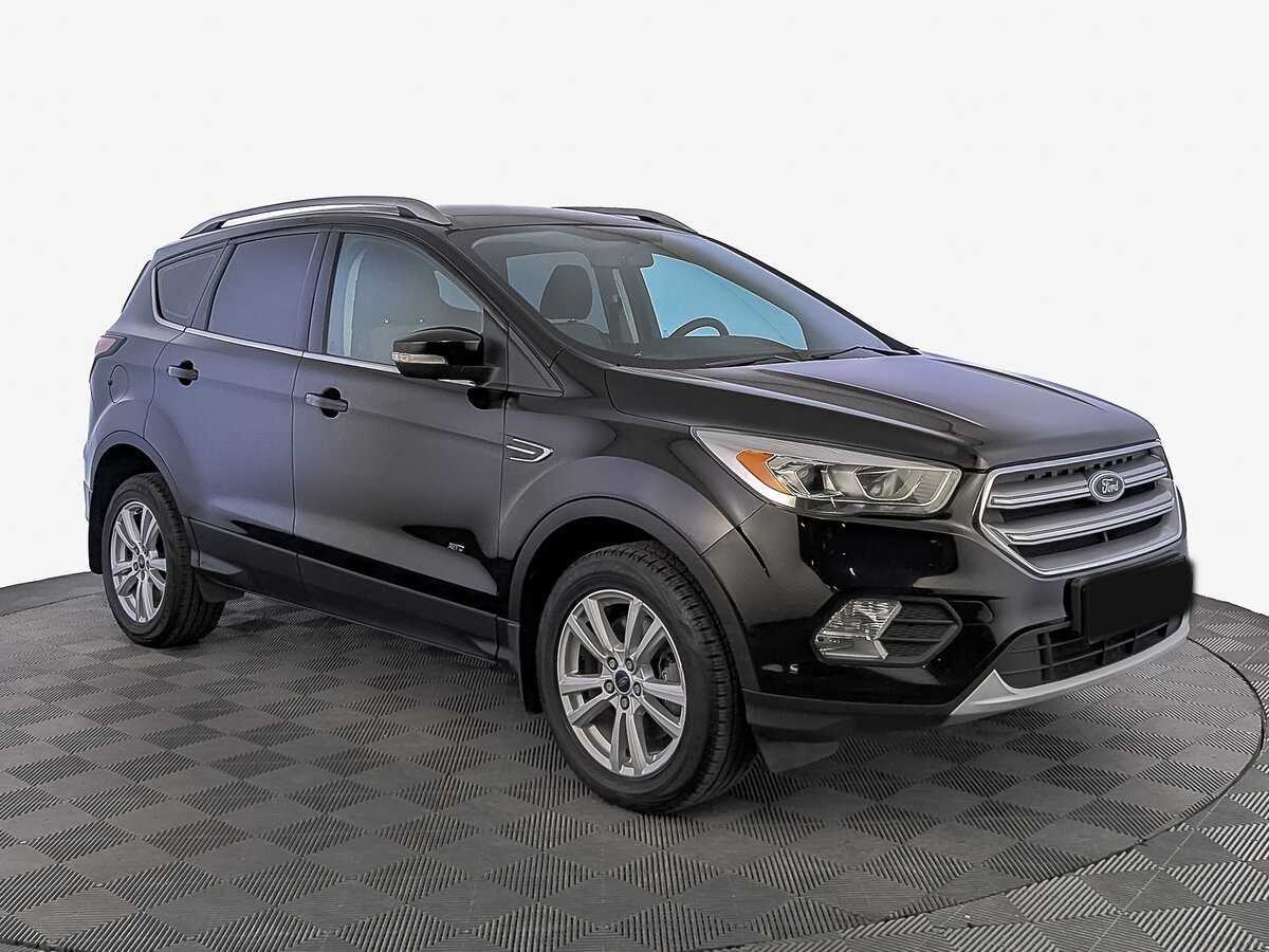 Купить Ford Kuga с пробегом. Фото: #2