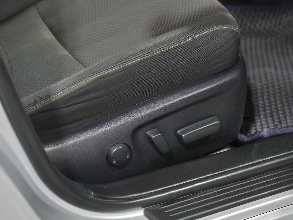 Купить Toyota Mark X с пробегом. Фото: #14