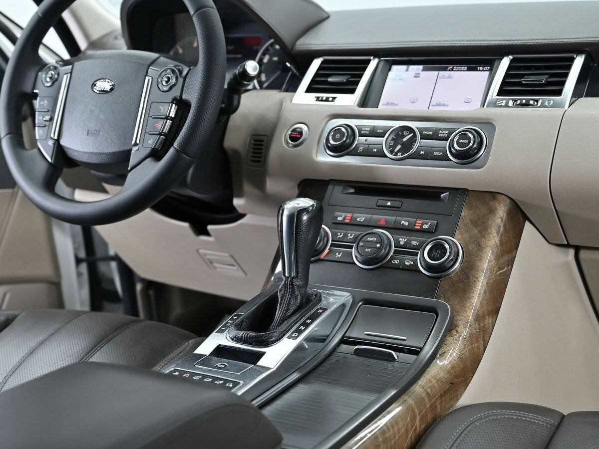 Купить Land Rover Range Rover Sport с пробегом. Фото: #8