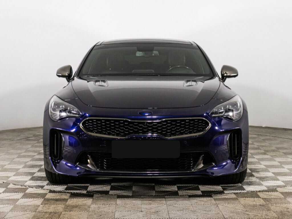 Купить Kia Stinger с пробегом. Фото: #1