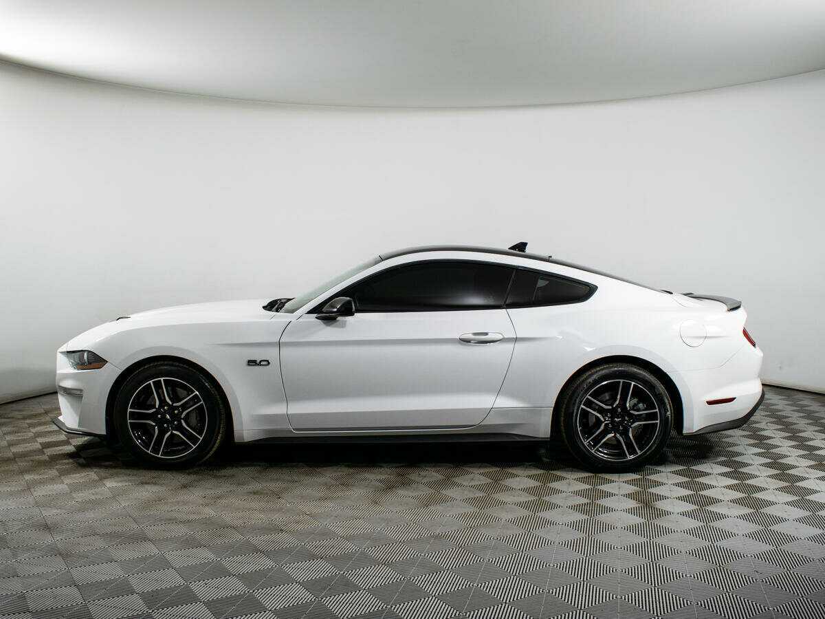 Купить Ford Mustang с пробегом. Фото: #7