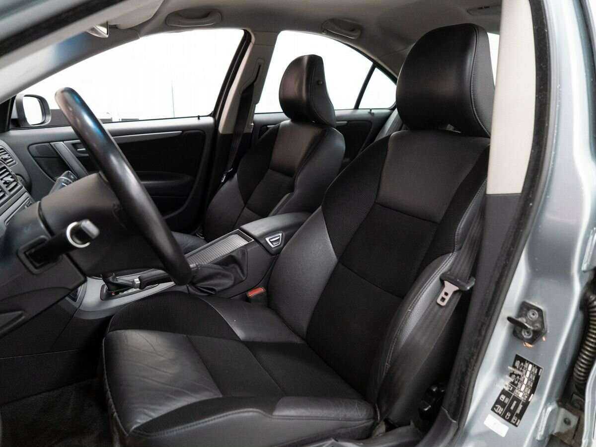 Купить Volvo S60 с пробегом. Фото: #5