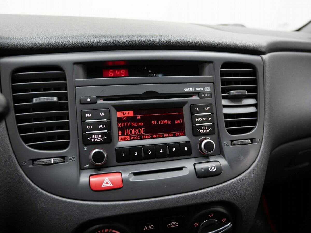 Купить Kia Rio с пробегом. Фото: #16