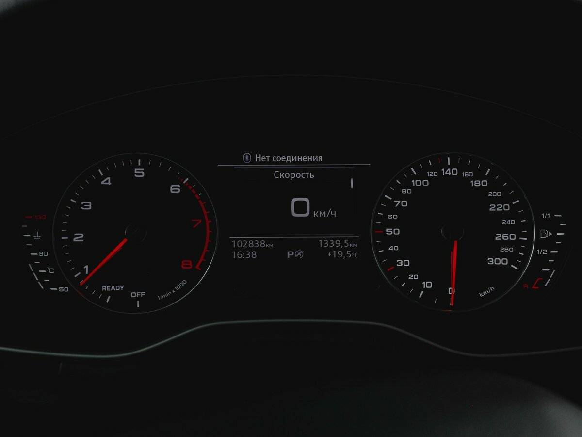 Купить Audi A4 с пробегом. Фото: #10