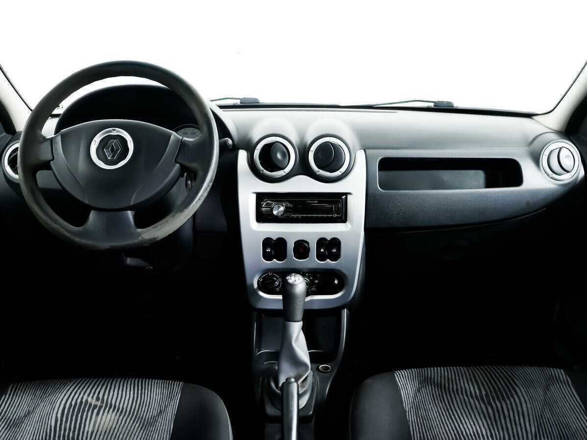 Купить Renault Logan с пробегом. Фото: #10