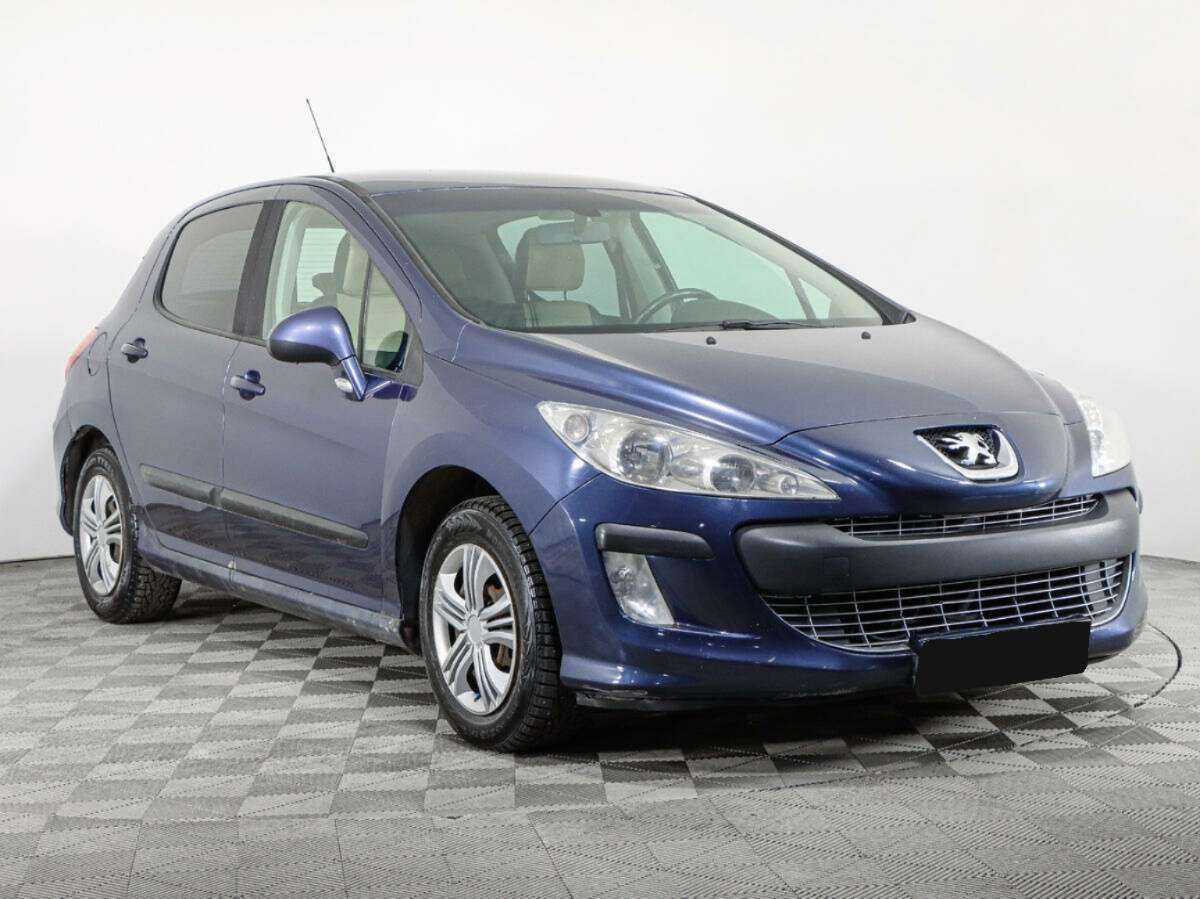 Купить Peugeot 308 с пробегом. Фото: #2
