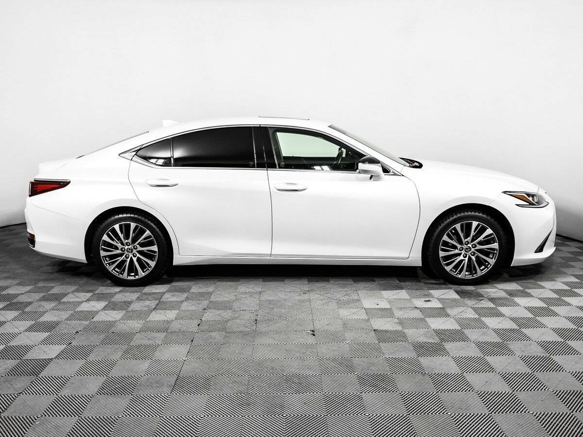 Купить Lexus ES с пробегом. Фото: #3