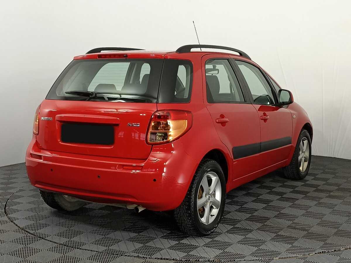 Купить Suzuki SX4 с пробегом. Фото: #4