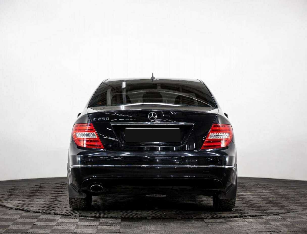 Купить Mercedes-Benz C-Класс с пробегом. Фото: #4