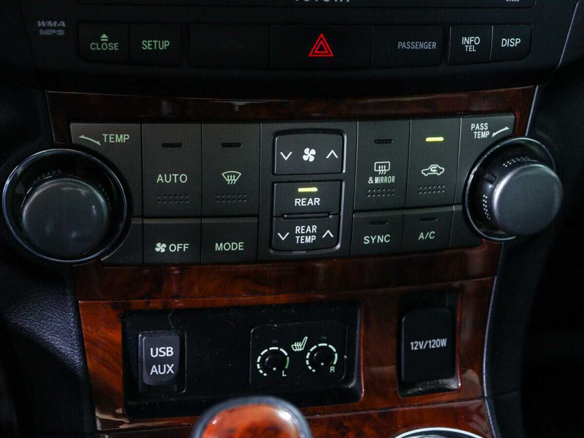 Купить Toyota Highlander с пробегом. Фото: #15
