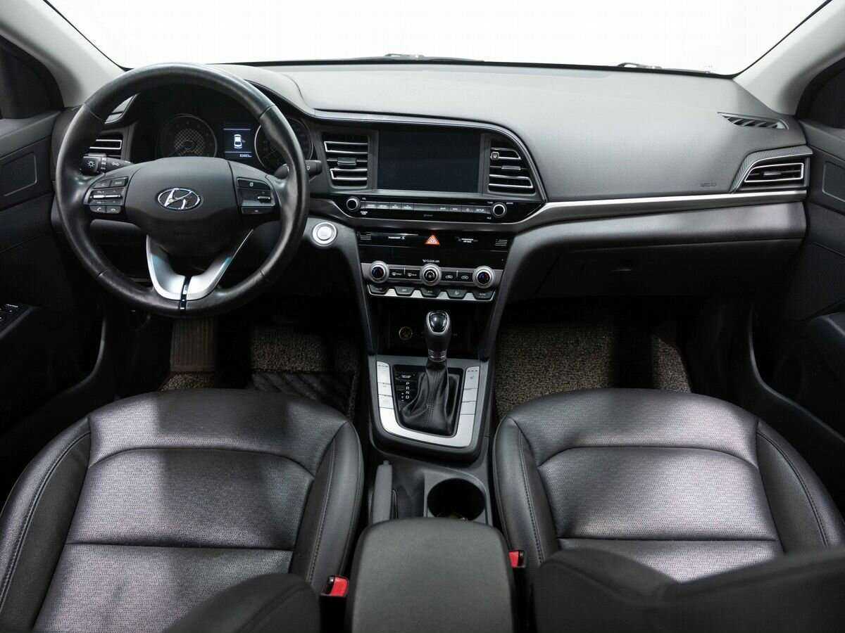 Купить Hyundai Avante с пробегом. Фото: #12