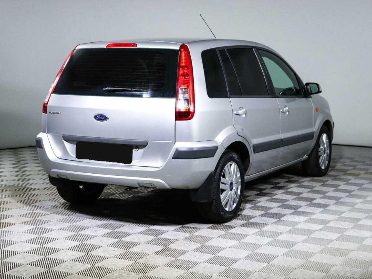 Купить Ford Fusion с пробегом. Фото: #3