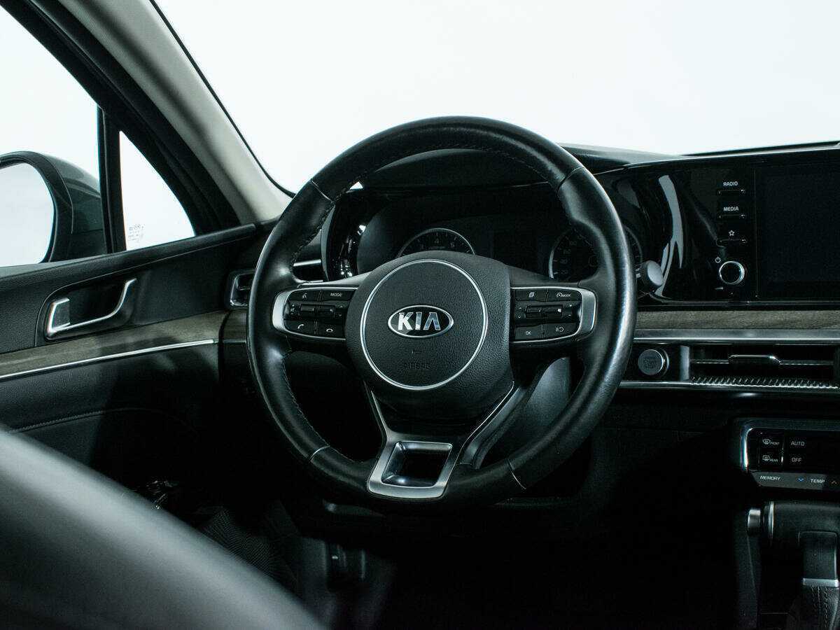 Купить Kia K5 с пробегом. Фото: #13