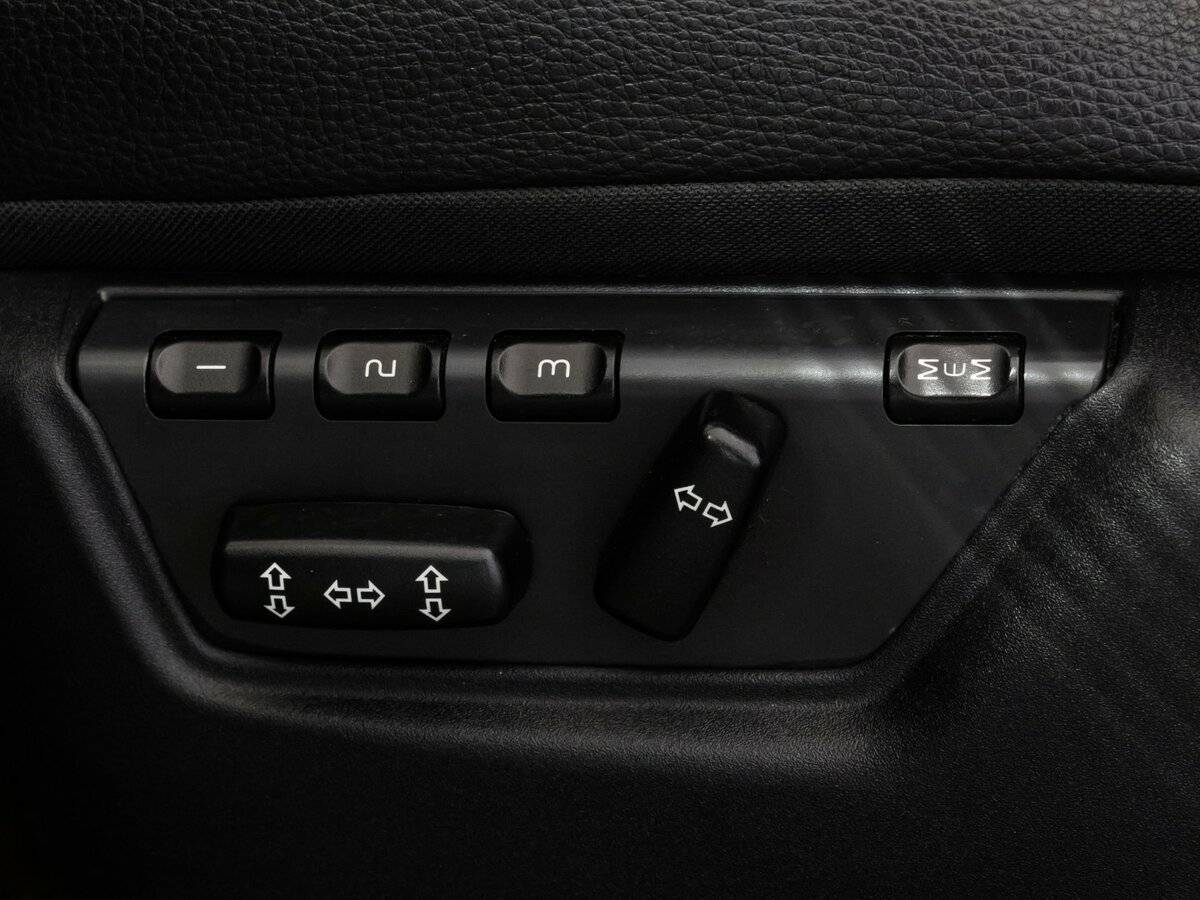 Купить Volvo XC90 с пробегом. Фото: #19