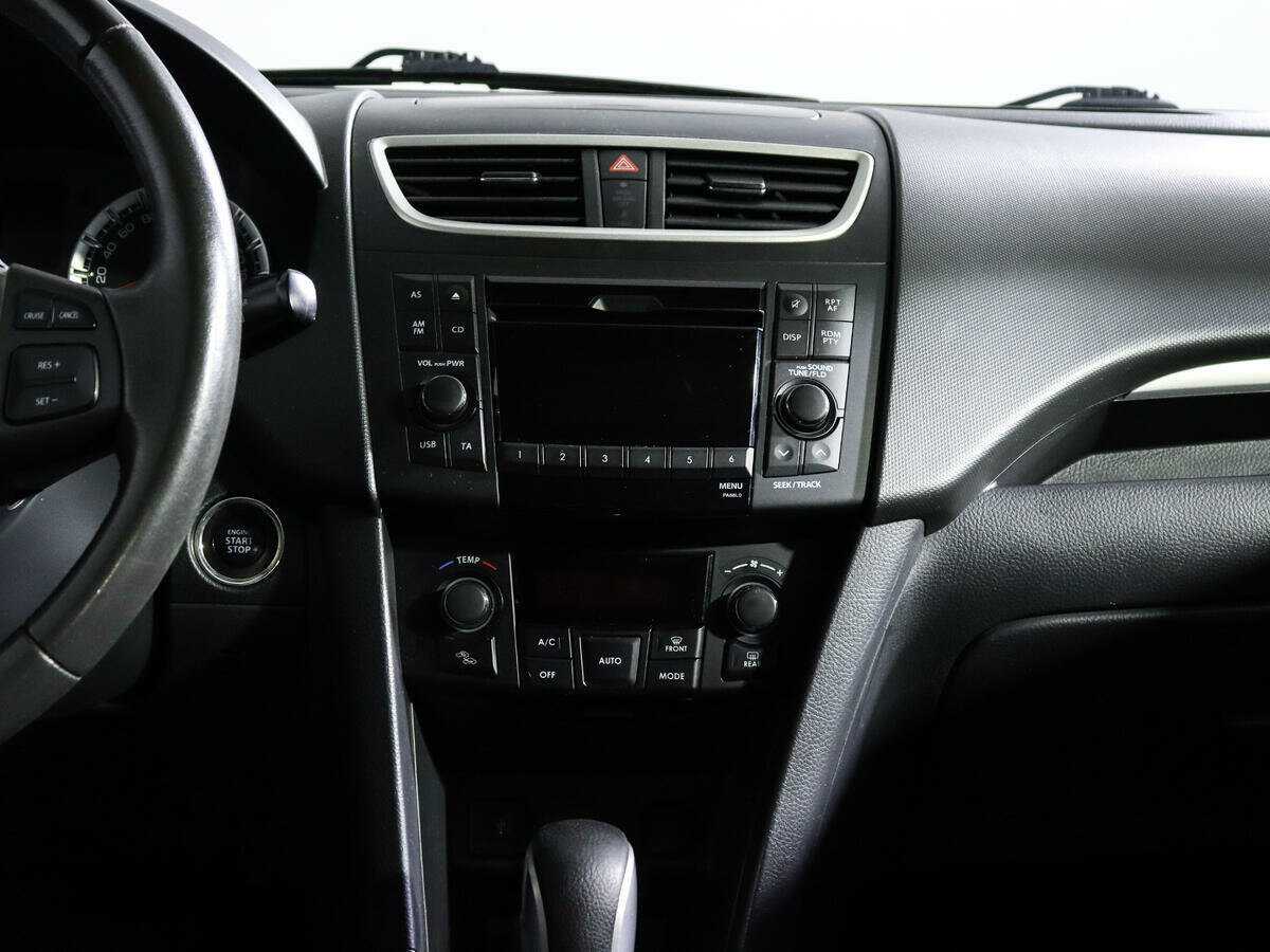 Купить Suzuki Swift с пробегом. Фото: #12