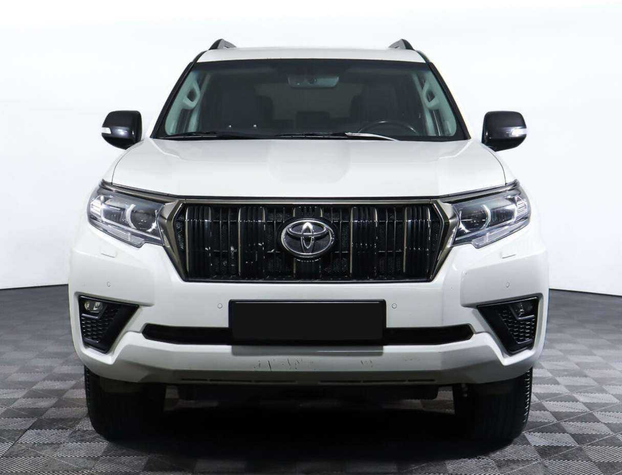 Купить Toyota Land Cruiser Prado с пробегом. Фото: #1