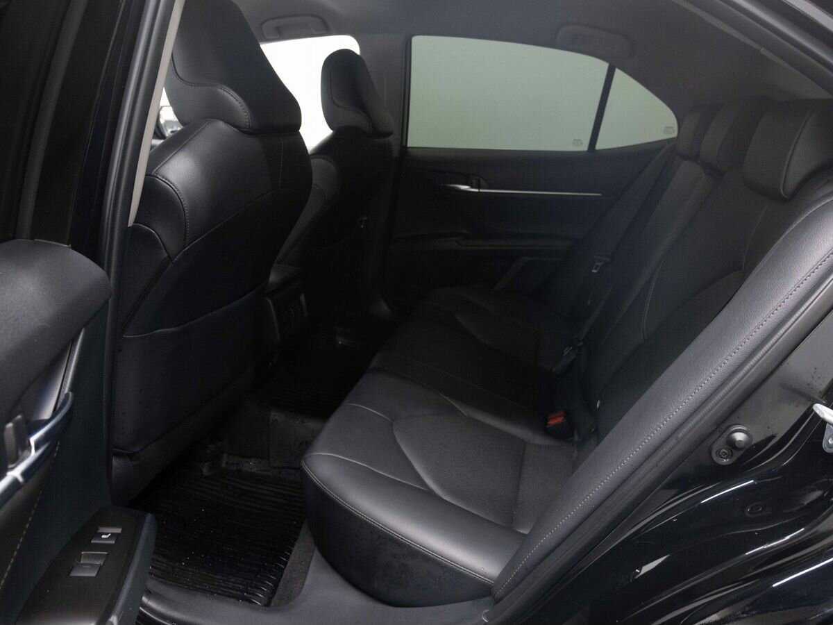 Купить Toyota Camry с пробегом. Фото: #10