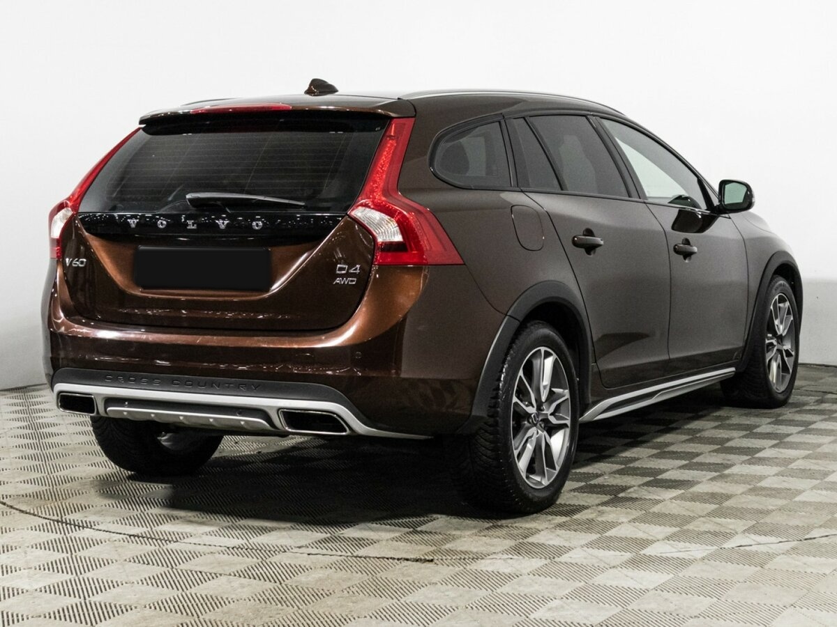 Купить Volvo V60 Cross Country с пробегом. Фото: #4
