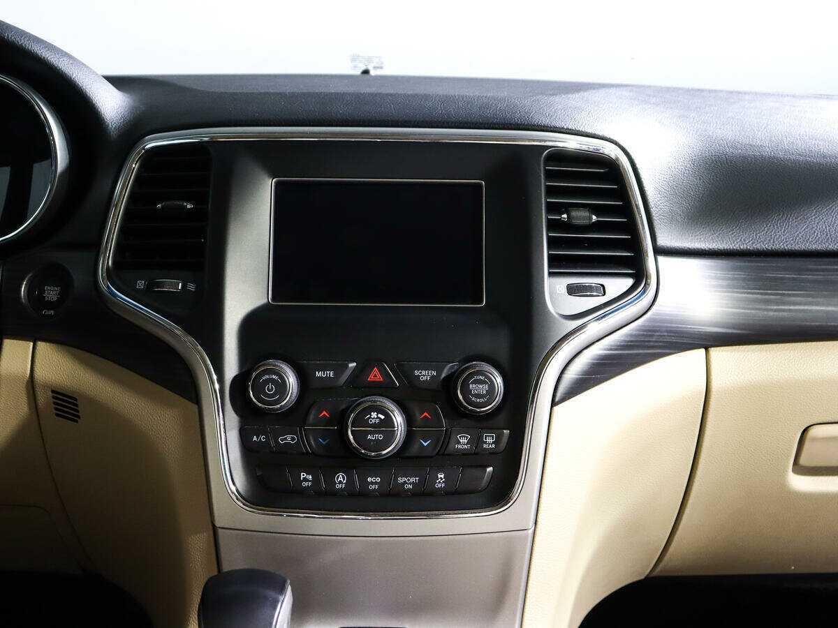 Купить Jeep Grand Cherokee с пробегом. Фото: #10
