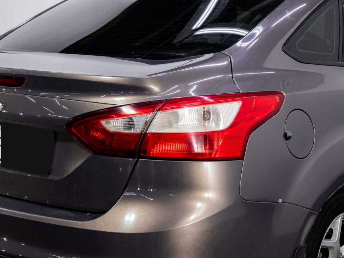 Купить Ford Focus с пробегом. Фото: #23