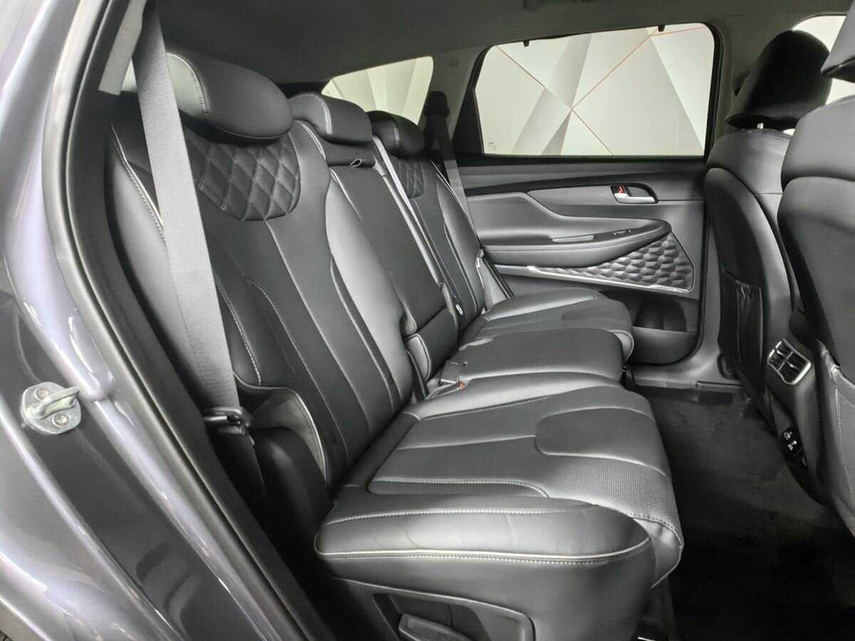 Купить Hyundai Santa Fe с пробегом. Фото: #11