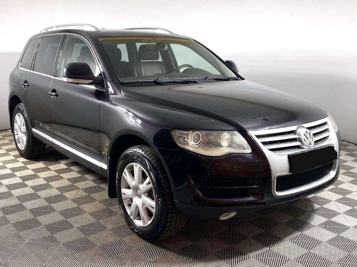 Купить Volkswagen Touareg с пробегом. Фото: #1