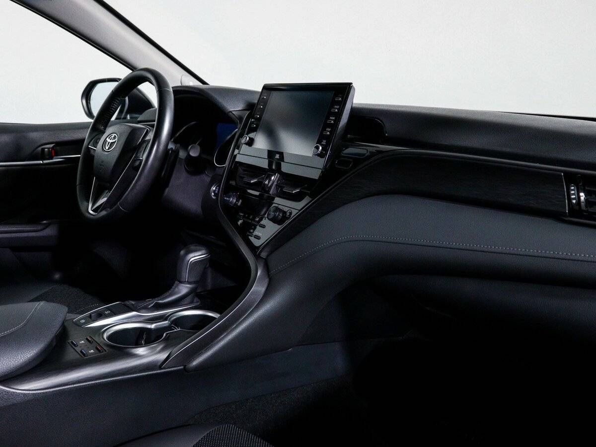 Купить Toyota Camry с пробегом. Фото: #7