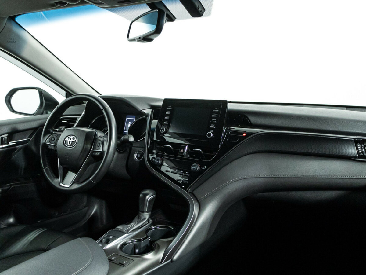 Купить Toyota Camry с пробегом. Фото: #8