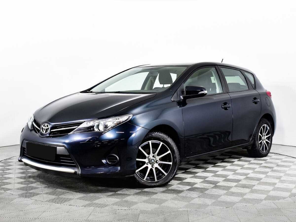 Купить Toyota Auris с пробегом. Фото: #0