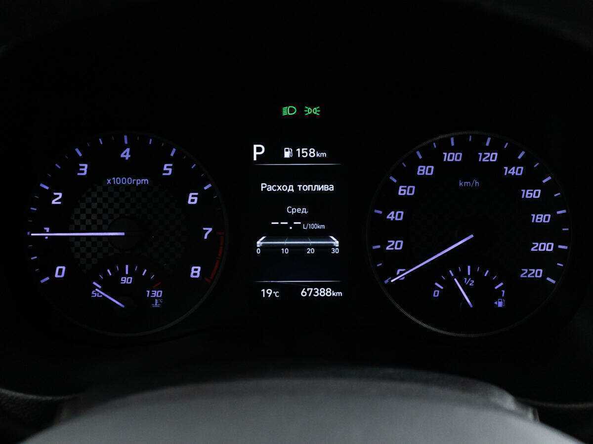 Купить Hyundai Solaris с пробегом. Фото: #11
