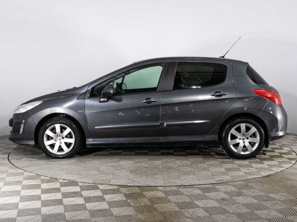 Купить Peugeot 308 с пробегом. Фото: #7