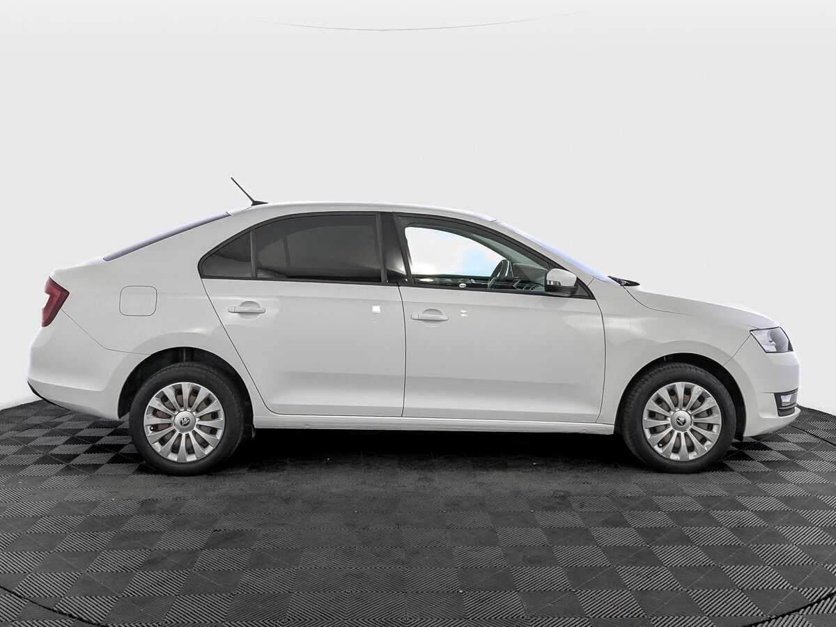 Купить Skoda Rapid с пробегом. Фото: #3