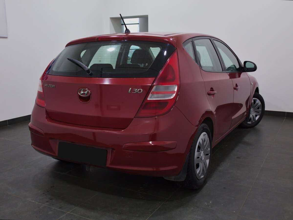 Купить Hyundai i30 с пробегом. Фото: #5
