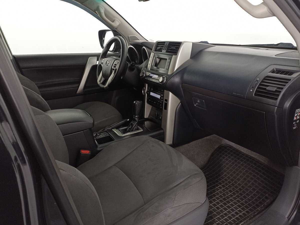 Купить Toyota Land Cruiser Prado с пробегом. Фото: #10