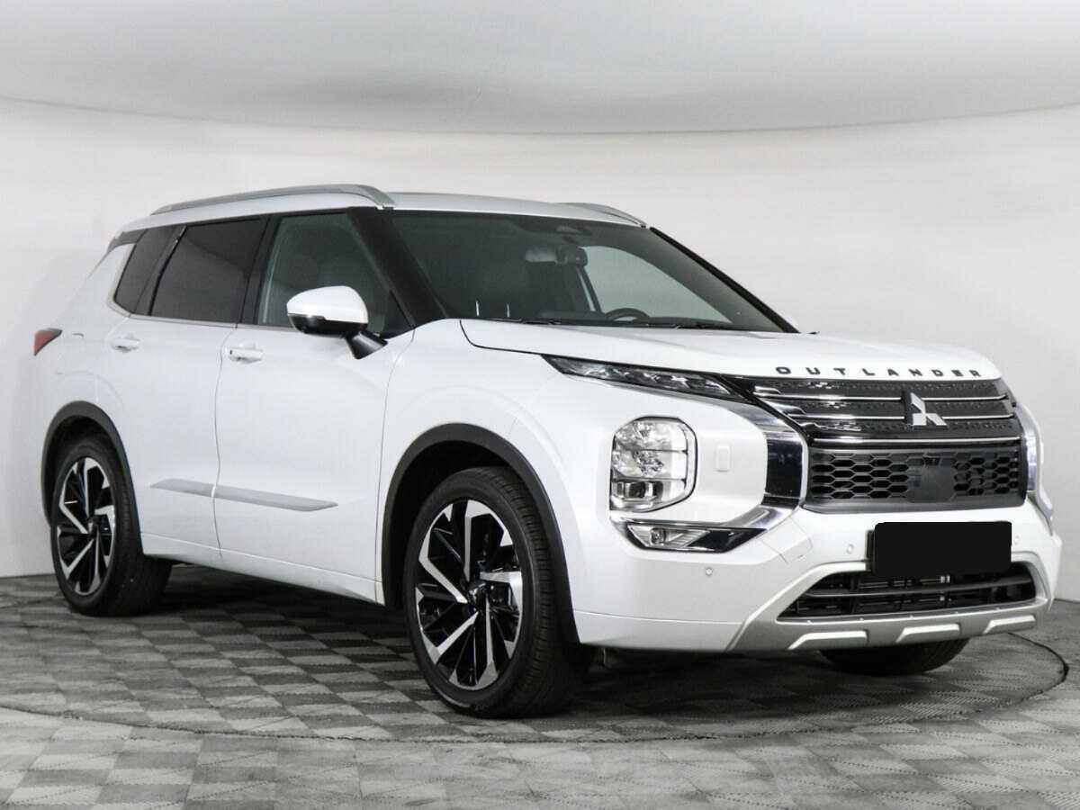 Купить Mitsubishi Outlander с пробегом. Фото: #2