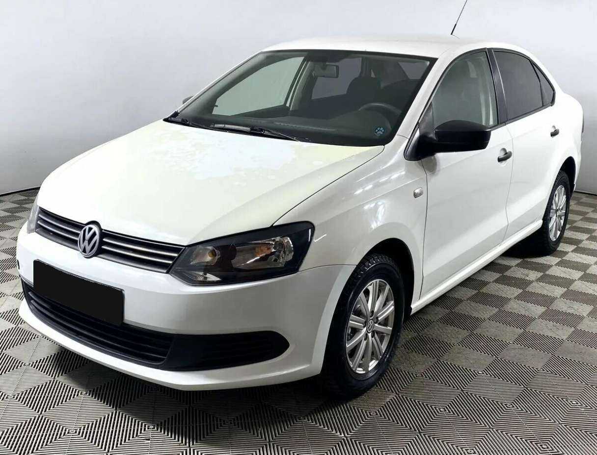 Купить Volkswagen Polo с пробегом. Посмотреть фото