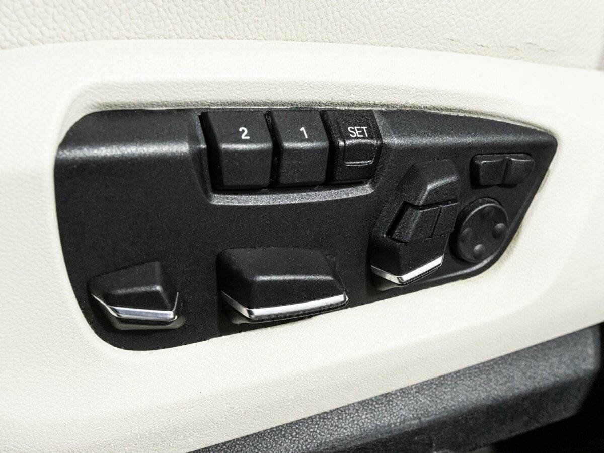 Купить BMW X5 с пробегом. Фото: #18