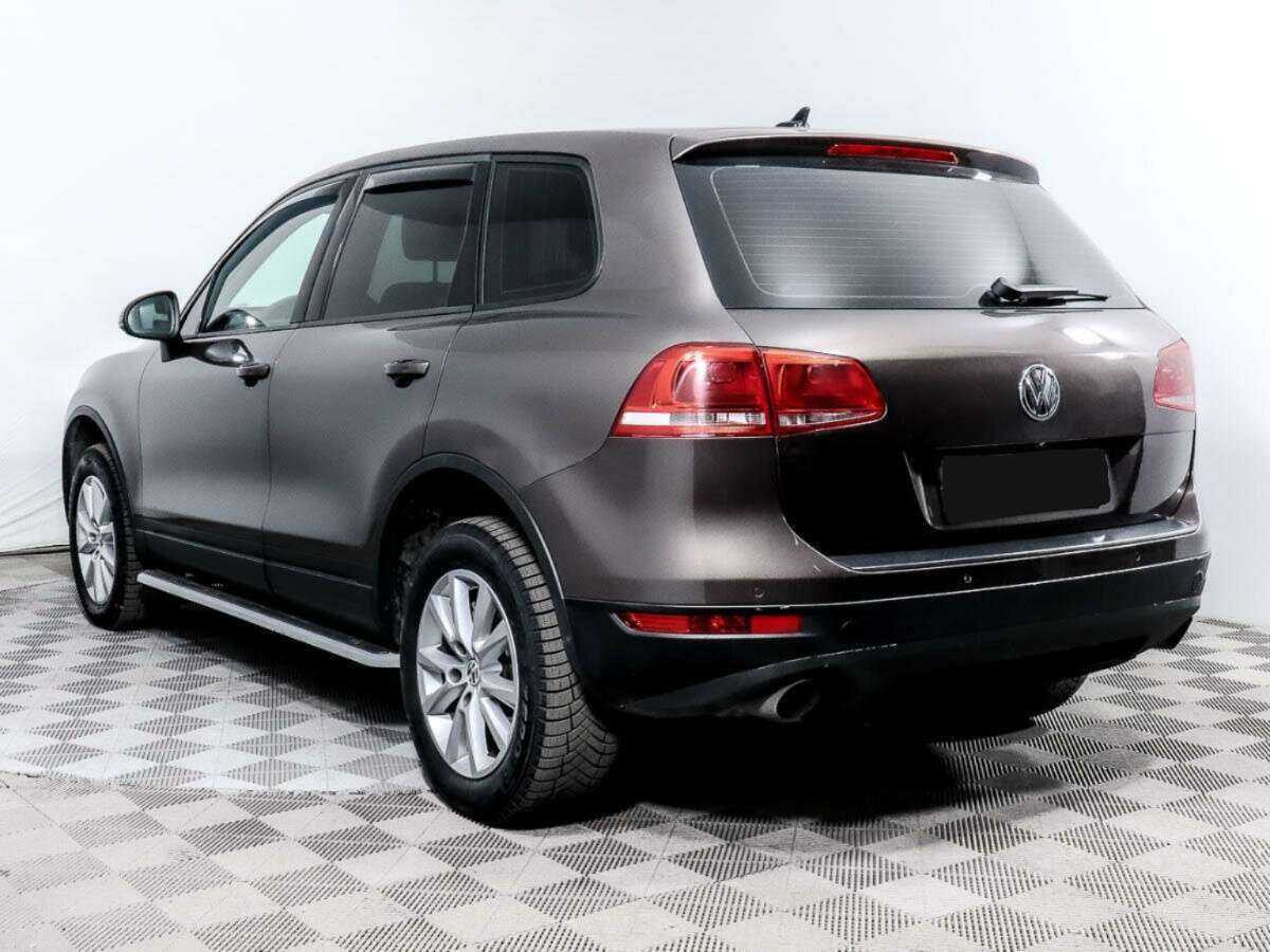 Купить Volkswagen Touareg с пробегом. Фото: #4