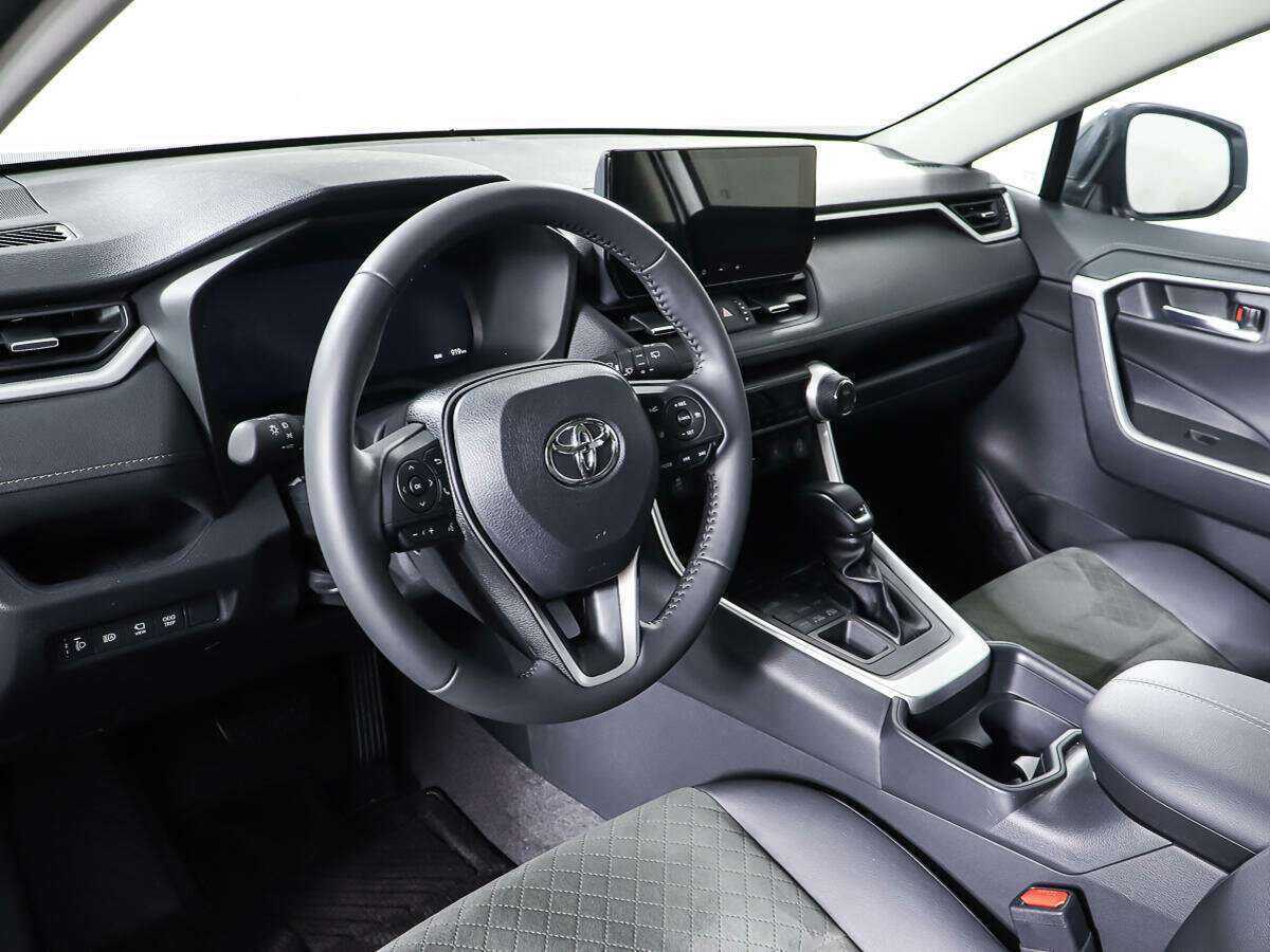Купить Toyota RAV4 с пробегом. Фото: #11