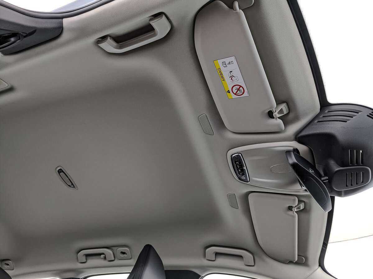Купить Volvo XC60 с пробегом. Фото: #18