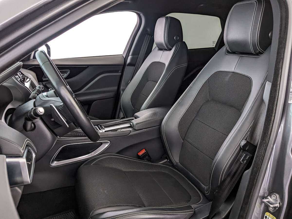 Купить Jaguar F-Pace с пробегом. Фото: #15