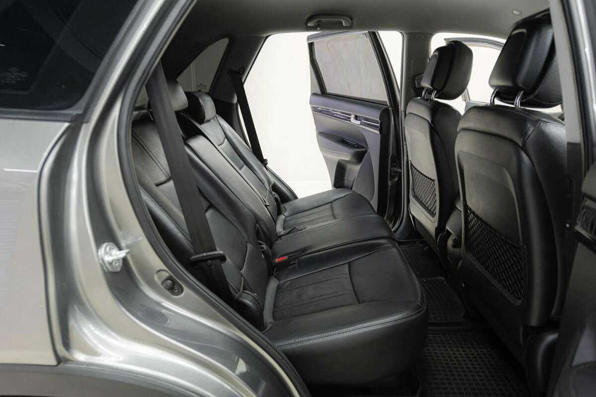 Купить Kia Sorento с пробегом. Фото: #13
