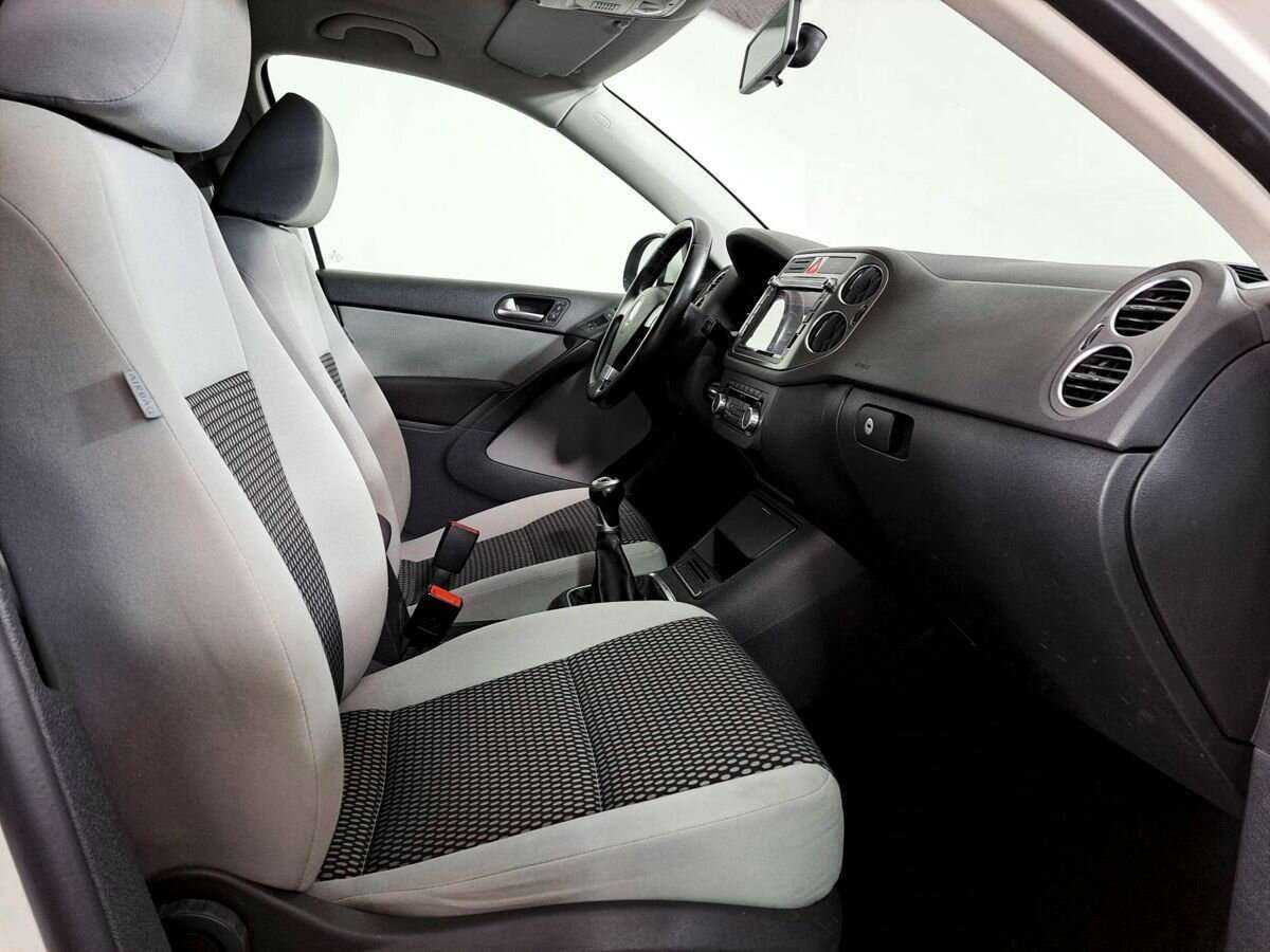 Купить Volkswagen Tiguan с пробегом. Фото: #8