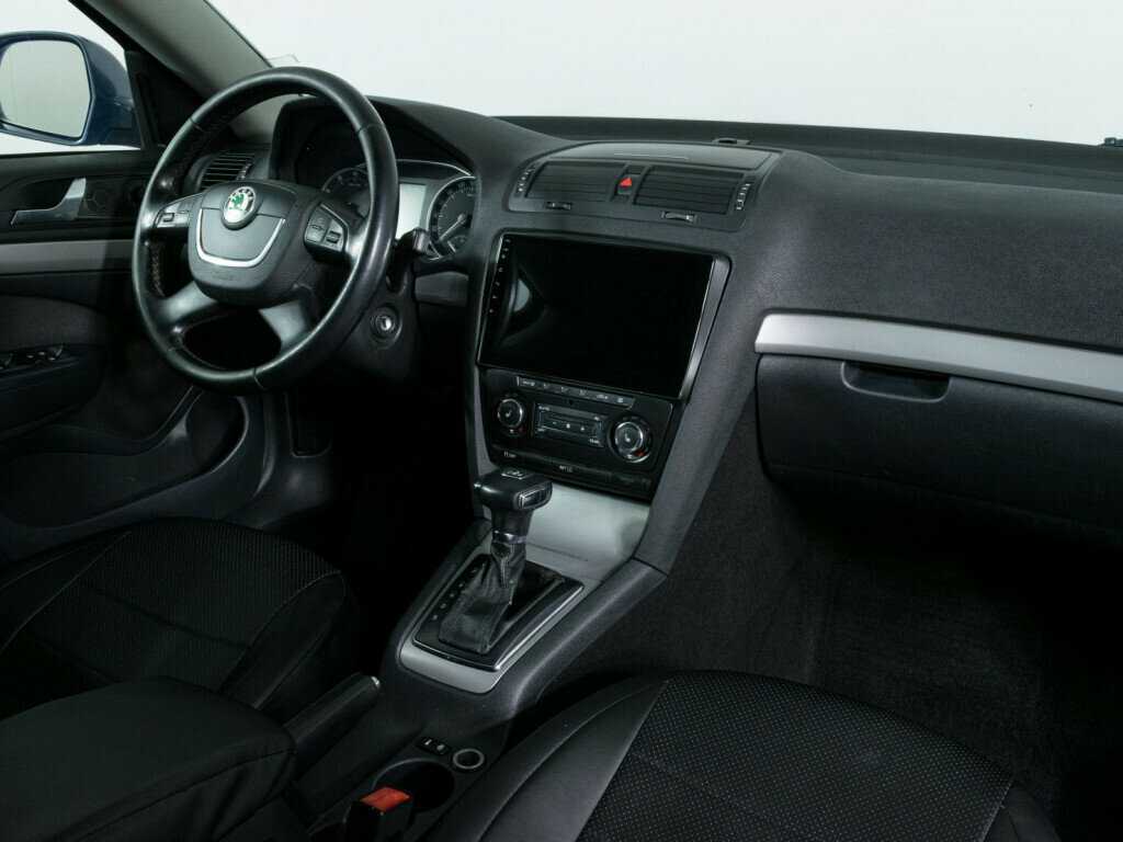 Купить Skoda Octavia с пробегом. Фото: #7