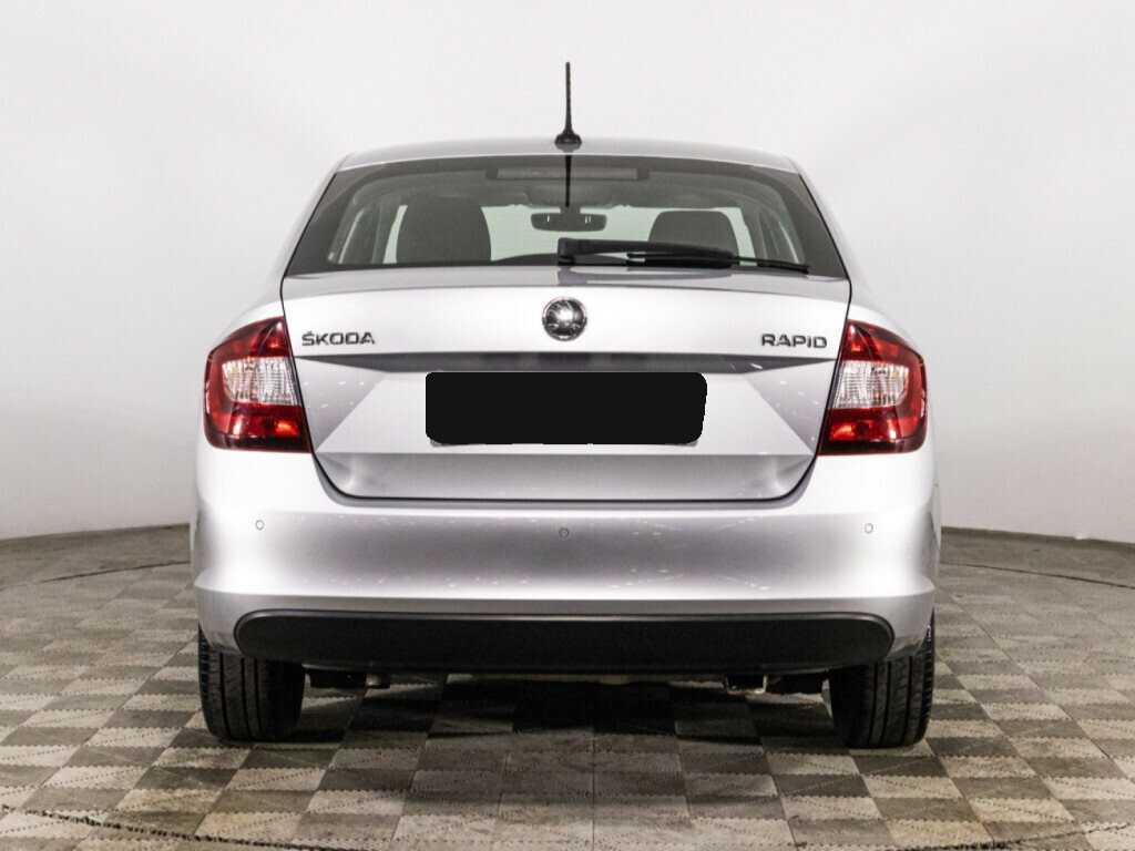 Купить Skoda Rapid с пробегом. Фото: #5