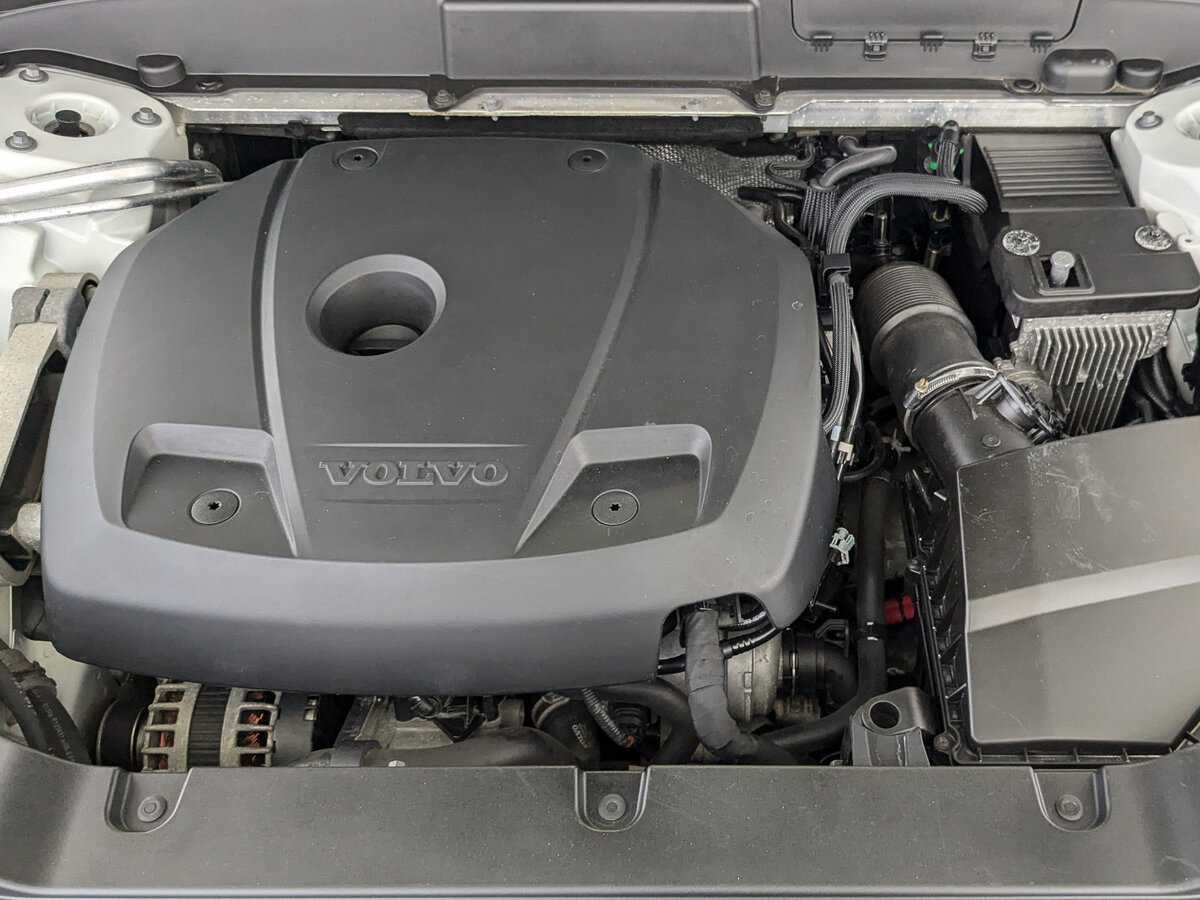 Купить Volvo XC60 с пробегом. Фото: #8