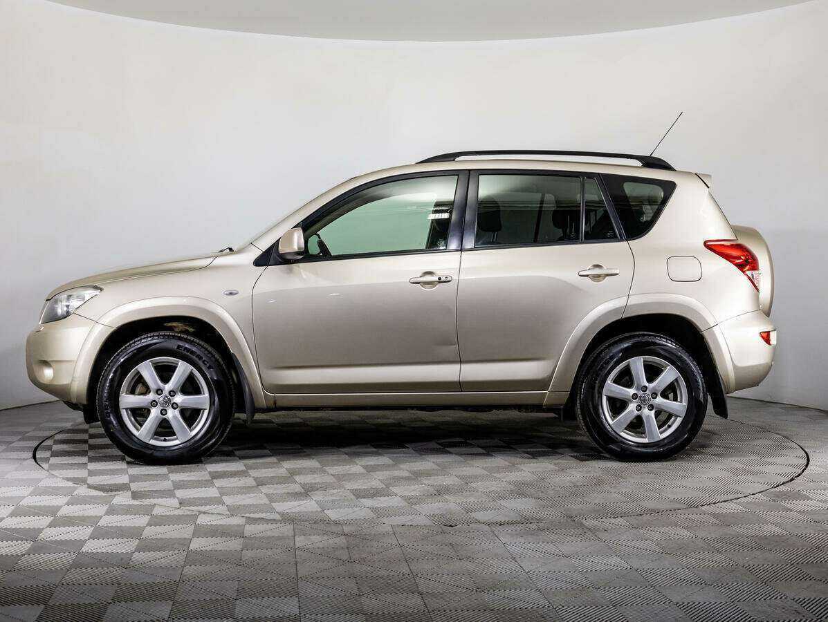 Купить Toyota RAV4 с пробегом. Фото: #7